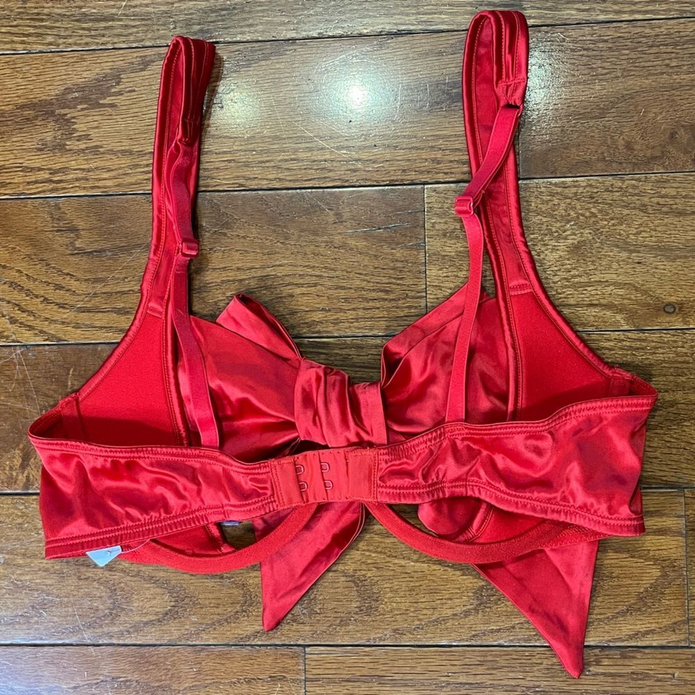 Adore Me Gynger Unlined Quarter Cup Bra Red Women’s M Satin Bow Underwire - Picture 4 of 6